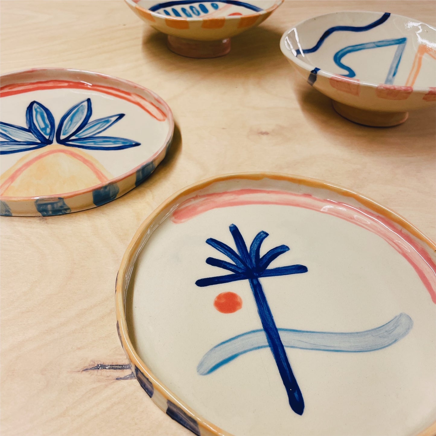 Make & Paint a Set of 4 Plates | KIDS are welcome | Di 28 oktober & Do 30 oktober | 10:00-13:00