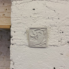 Afbeelding in Gallery-weergave laden, 2 days of carving into clay | do 8 aug. - vrij 9 aug. |     10:00 - 15:30
